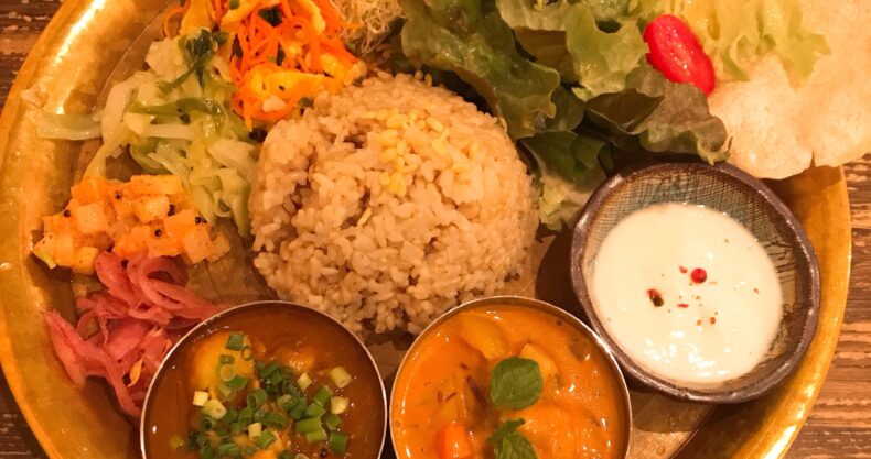 メウノータ、カレー、米、野菜