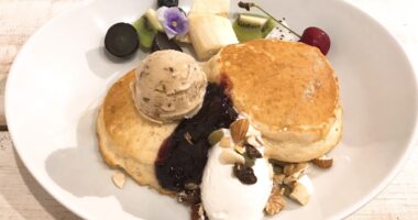 アインソフジャーニー、パンケーキ