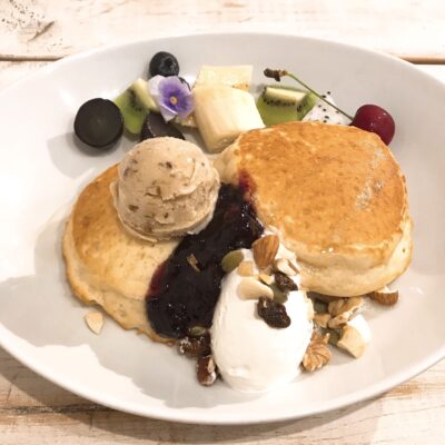 アインソフジャーニー、パンケーキ